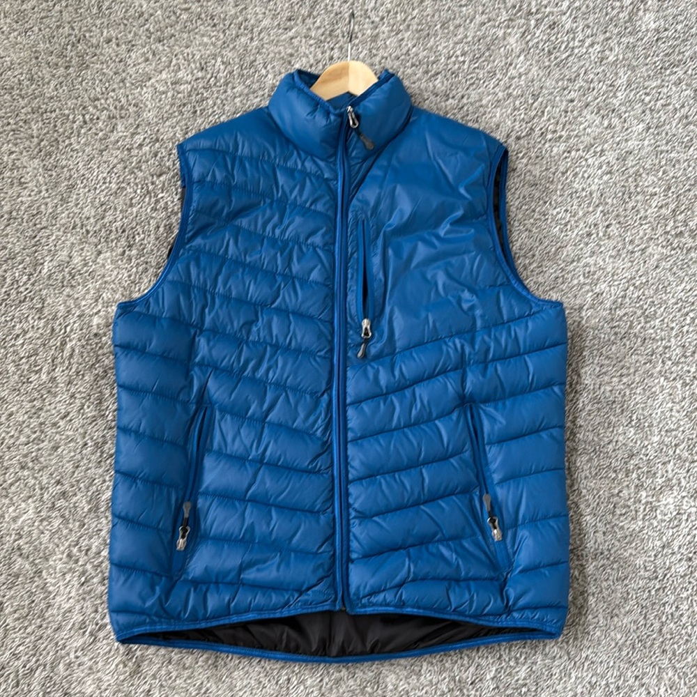 Men’s Cutter & Buck XL men’s puffer vest